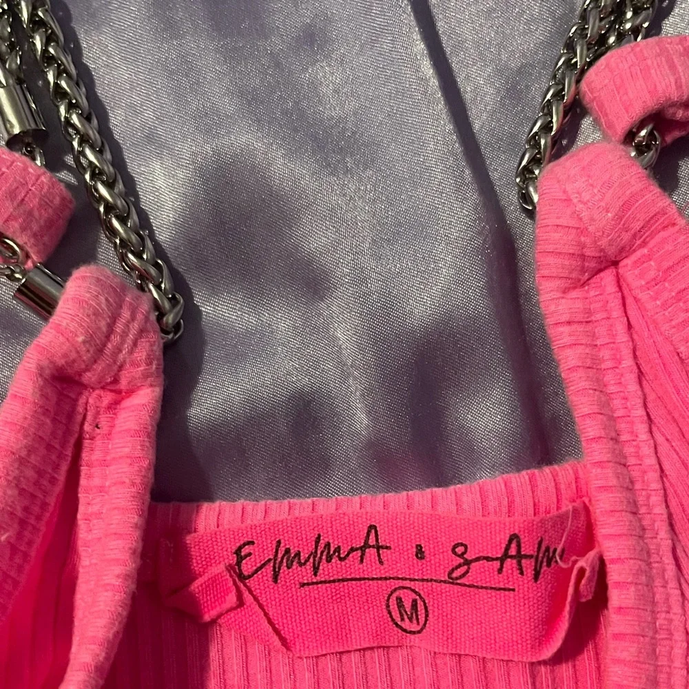 Pink Chain Tank 💕✨ - Picture 4 of 4